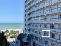 Beach, HotTub, IndoorPool, Full Kitchen, KingBed, LargeBalcony, Desk, Fast WiFi