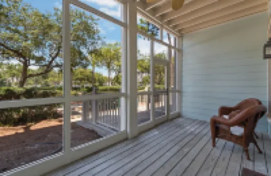 Beautiful 2 BR Watercolor Condo/Across from Beachclub/Next to Wine World!!