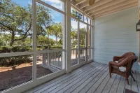 Beautiful 2 BR Watercolor Condo/Across from Beachclub/Next to Wine World!!