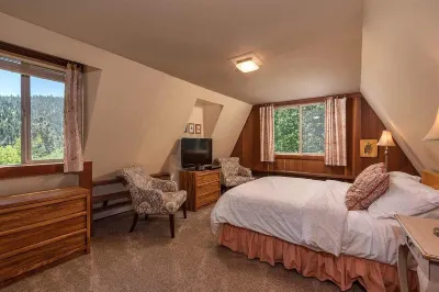 Cozy Home for Vacation in Squaw Hotels in der Nähe von Gallery Keoki