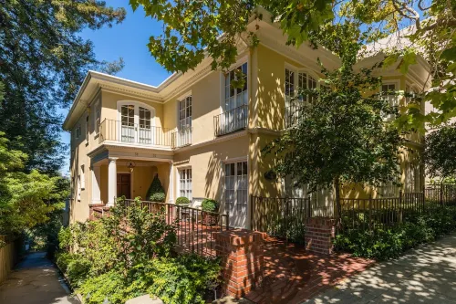 The Claremont District Luxury Residence