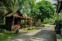 RedDoorz near Museum Gunung Merapi Hotel dekat Toserba WS Pakem