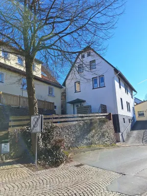 Große 5-zimmer-wohnung in Zentraler Lage in Oerlinghausen für 8 Personen Hotels in der Nähe von Wassertretbecken an der Sachsenquelle