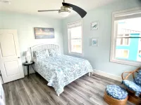 First Floor King Suite, Kids Bunk Room ~ Private Beach & Community Pool Access! - WiFi