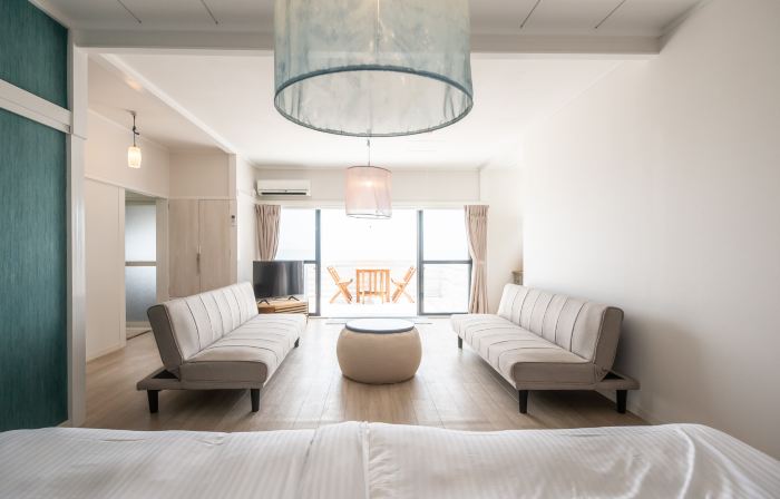 KAWAZU BEACH HOUSE BLUE MOON