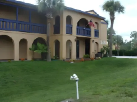 セビリア・イン - メディバルタイムズ近く