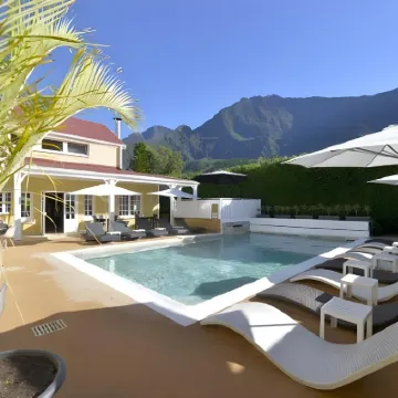 Hotel le Cilaos Hotels near Piton des Neiges