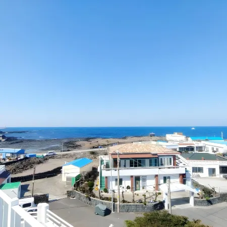 Jeju Viento Gimnyeong Pension Отели рядом с достопримечательностью «Пляж Джимйонг»