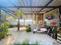 Nong Or Blue House. Resort Hotels near Wat Nong O