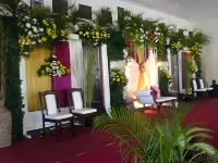 King Hotel Hotel di Kokap