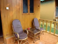 Sea Paradise Guest House Hotels in Mandrem