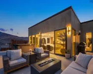 Lake Chelan Luxury Villa w/ Views•Private Beach•Marina•Pool•Spa•Sauna-Sleeps 24
