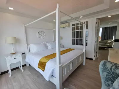 At Kung Kra Baen Hotel and Residence Hotels near Kung Wiman Beach
