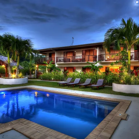 Tropicana Lagoon Apartments