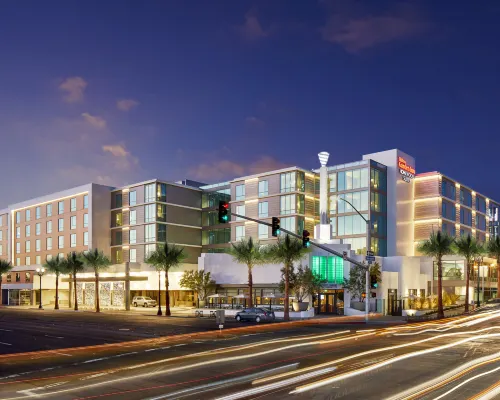 Hilton Garden Inn San Diego Downtown/Bayside サンディエゴのホテル