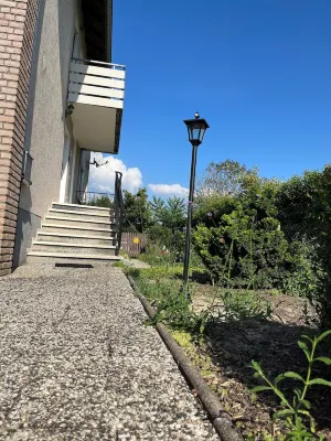 Pet-friendly vacation apartment in the Wesergergland, directly on the Weser cycle path Hotels in Beverungen