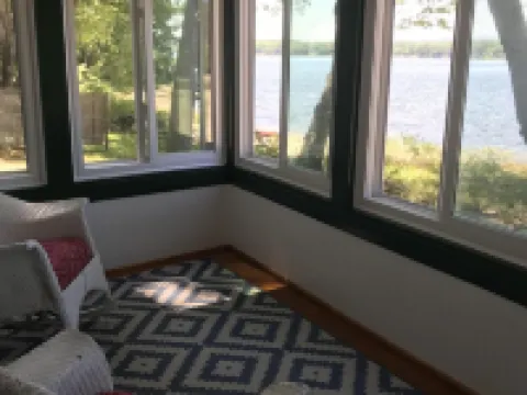 Beautiful Views @ 4-Season Lake House, Private Sandy Beach Hotels in Fryeburg