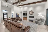 Beautiful 5 Bd/6 Bath - Zion's Edge, Kolob Canyon, Private Pool, Hot Tub, Views!