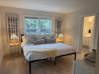 Modern 5 Bedroom Home. Newly Constructed. Large Yard. Close to Beaches and Town.