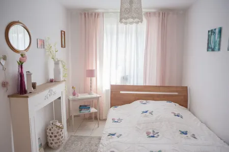Bright and friendly apartment for 1-2 persons