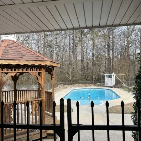 *Private/Contempo/Cozy/House & pool/17 min from ATL & in the Atlanta Metro Area*