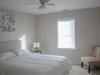 Entire residential home rental. Quiet cul-de-sac. Minutes to beach. Hotele w: Morehead City
