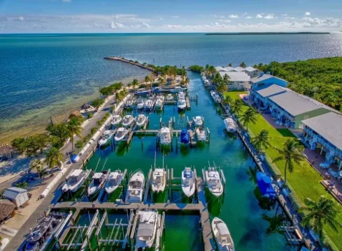 Key Largo Escape: Pool, Pickleball & Marina!