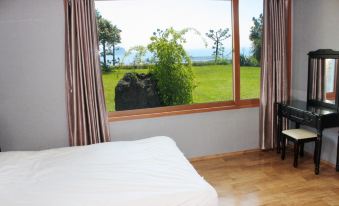 Seogwipo Seogwipo Pureunbada Pension