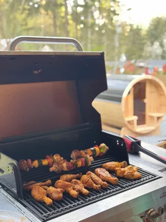 Ultimate Getaway: Movie Theater, Sauna, Hot Tub,WiFi, EV Charging,Pet-Friendly