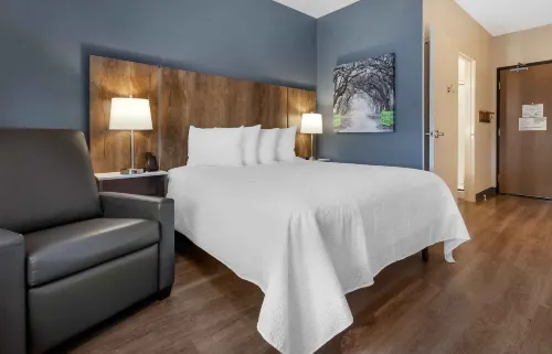 Extended Stay America Premier Suites - Harrisonburg - Parkplatz