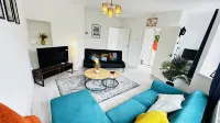 Pengam House Cardiff by Smart Corporate Stays Hotels in Old St. Mellons