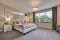 Modern Luxury Retreat - Mickey & Harry Potter Beds