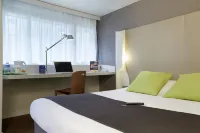 Campanile Senlis Hotels in Chamant