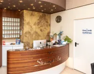 Hotel Shangri-La Отели в г. Авио