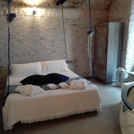 Only for Two Giumbabulla Home and Spa