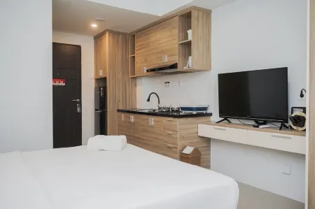 Nice and Cozy Studio at Baileys Apartment