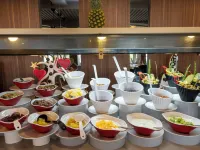 Numa Port Hotel - breakfast