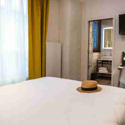 Mayrena Hôtel Restaurant Rooms