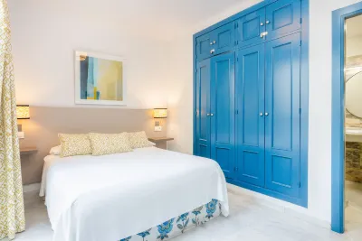 Smartr Sevilla Las Dueñas Hotels near Setas de Sevilla (Metropol Parasol)