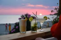 Ninos Grand Beach Hotel & Resort - Sea View