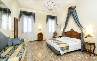 Hotel Torino Отели в г. Венеция