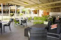 Litchfield Outback Resort - Завтрак