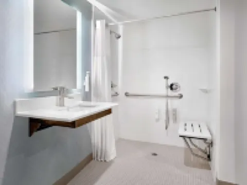 Hilton Garden Inn LAX Los Angeles Airport Hotels in Los Angeles