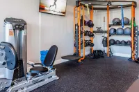 Sparks 2Br Water Views - Spring Events & Jacuzzi - Gym