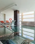 Axis Porto Business & Spa Hotel - Pools