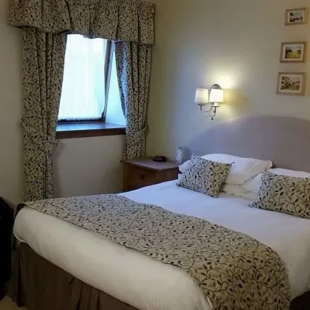 The Royal Hotel Tain