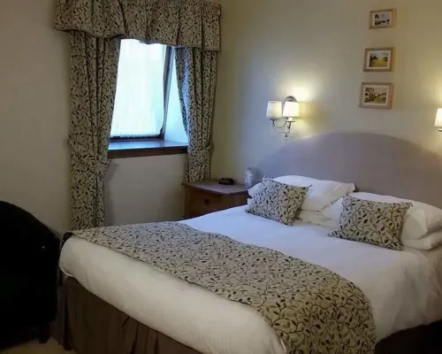 The Royal Hotel Tain Hotels in Tain