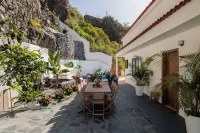 Bahía Luxury Apartments Hotels near tenerife