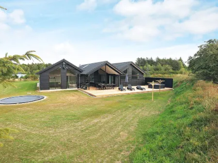 20 Person Holiday Home in Hojslev