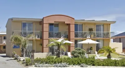 Ocean View Motel Hotels near Flinderz Cafe & Restaurant